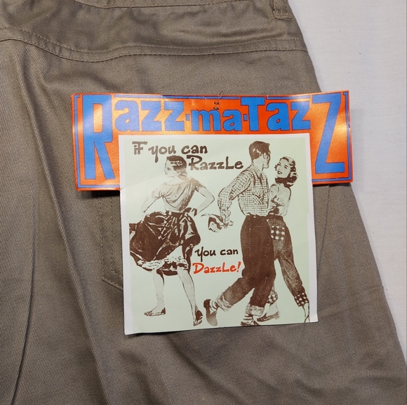 Vintage NWT High Waisted Tan Long Shorts, Womens 11 - Picture 8 of 10